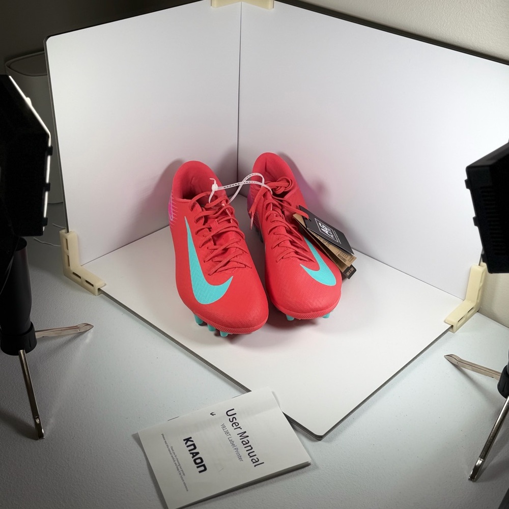 Nike Mercurial Vapor 16 Academy Soccer Cleat FQ8364-800 SIZE US Men Size 10